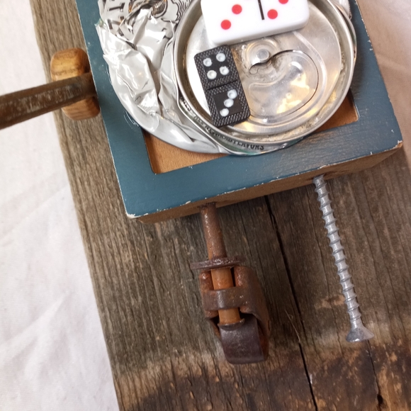 Upcycled Robot NURSERY ART baby shower gift - Picture 4 of 5